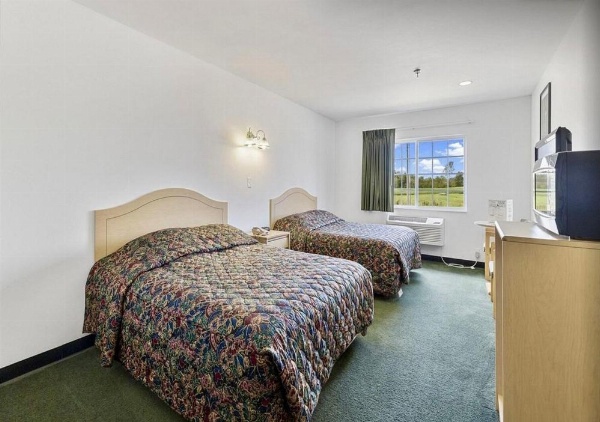 Red Bud Country Inn image 6