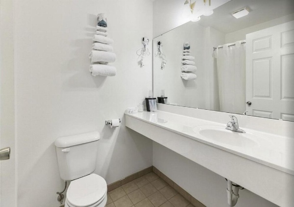 Red Bud Country Inn image 7